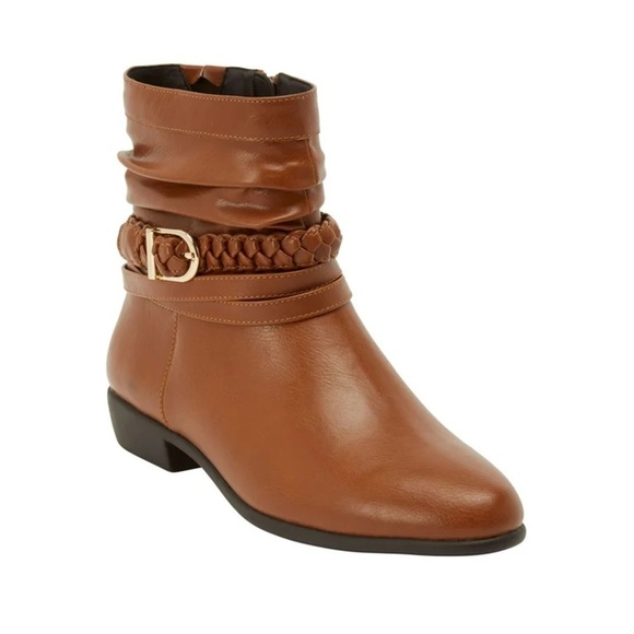 comfortview Shoes - NWT Comfortview Womens 7W Mickey Bootie Short Ankle Boot Winter Shoes Cognac